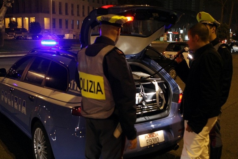 Imbocca contromano via Caffi a Belluno, era positivo all’alcoltest
