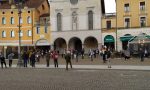 Belluno, il flash mob silenzioso dei commercianti del centro