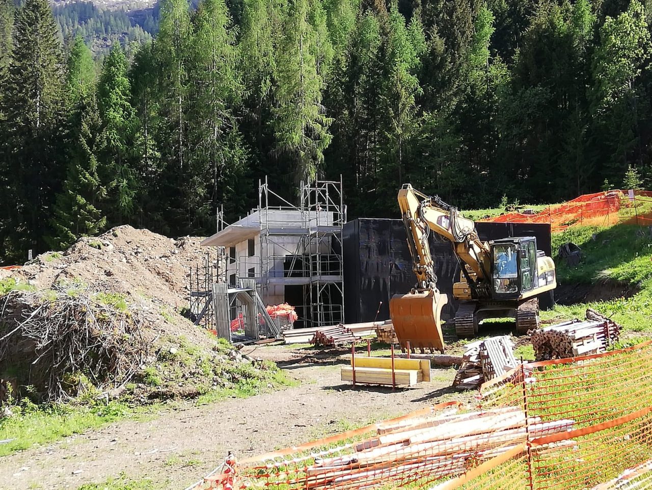 Rocca Pietore: ripresi i lavori per la costruzione del vascone dell’acquedotto