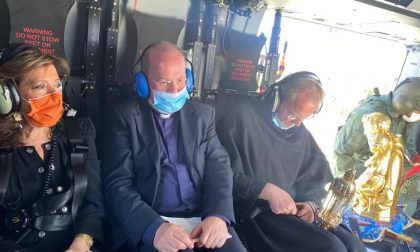 Padova celebra Sant’Antonio: la benedizione in elicottero sopra la città con la presidente del Senato Elisabetta Casellati