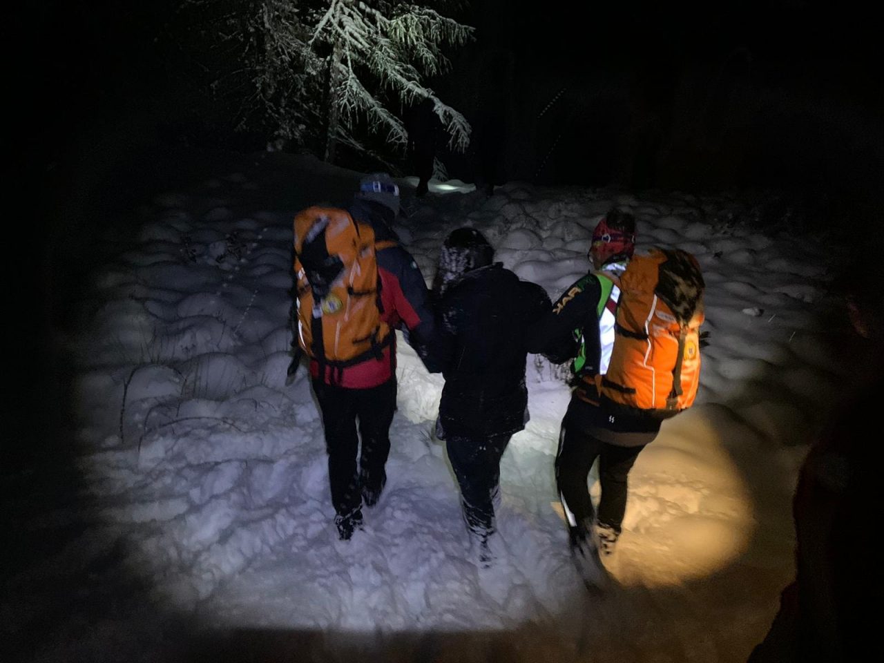 Val Comelico, week end finito male: lei in ipotermia, il cane morto assiderato