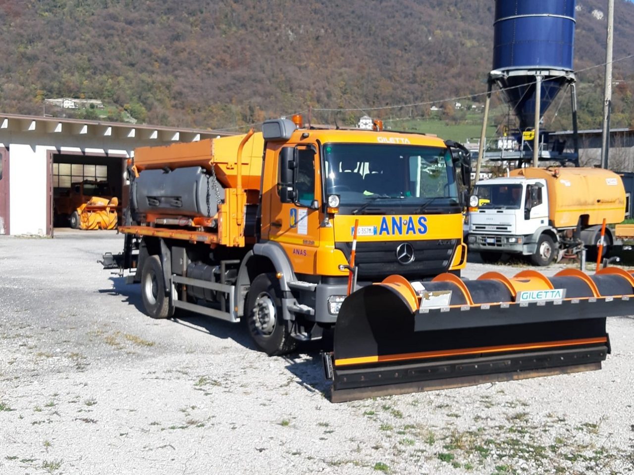 Obbligo di gomme da neve o catene a bordo dal 15 novembre: ecco dove nel Bellunese