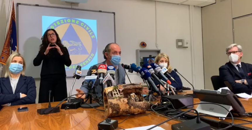 Covid, Zaia: “Assembramenti sconfitta sociale, uno spettacolo immondo” | +2829 positivi | Dati 14 dicembre 2020
