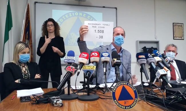 Covid, Zaia: “Over 60 fatevi avanti, ci sono 72mila posti liberi” | +963 positivi | Dati 28 aprile 2021