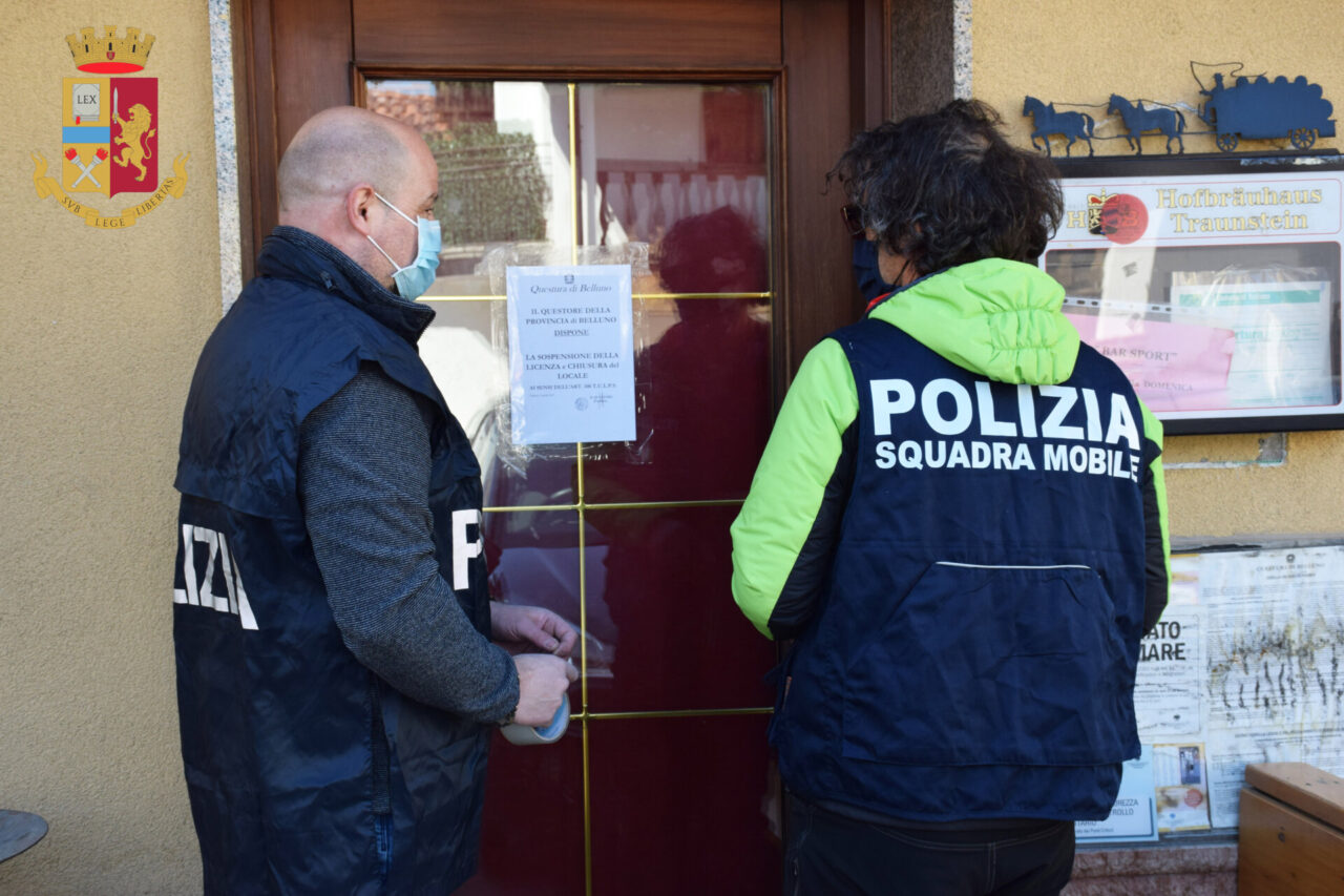 Il “Bar Sport” era diventato un bazar della droga: arrestato il titolare, 7 indagati