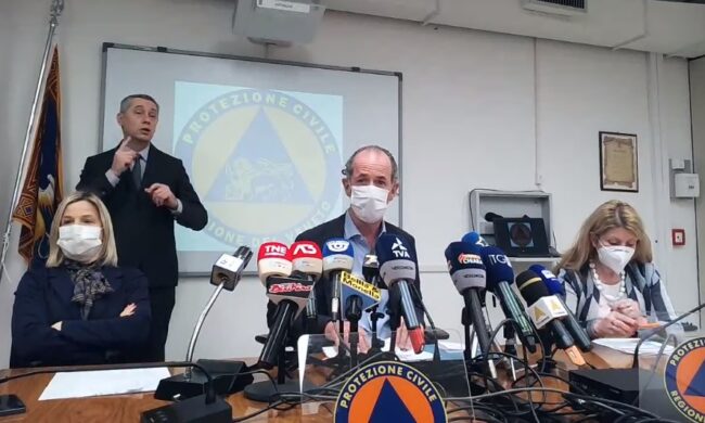 Zaia: “In Veneto abbiamo parametri da zona arancione” | +1633 positivi Covid | Dati 1 aprile 2021