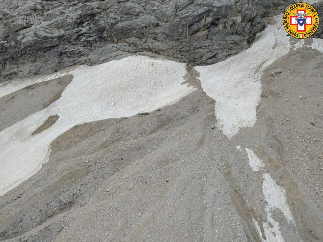 Verificate due frane sul Civetta: l’elicottero ha sorvolato la zona