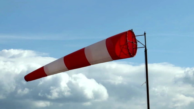 Forte vento, tamponi sospesi a Paludi