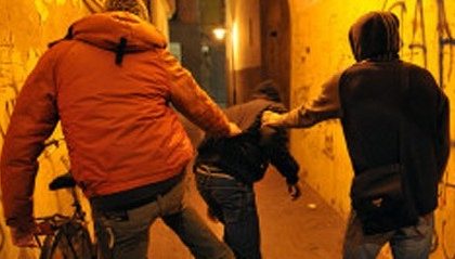 Giovani romani a Cortina aggrediscono minorenni: tra i “coatti” anche il figlio di un ex assessore