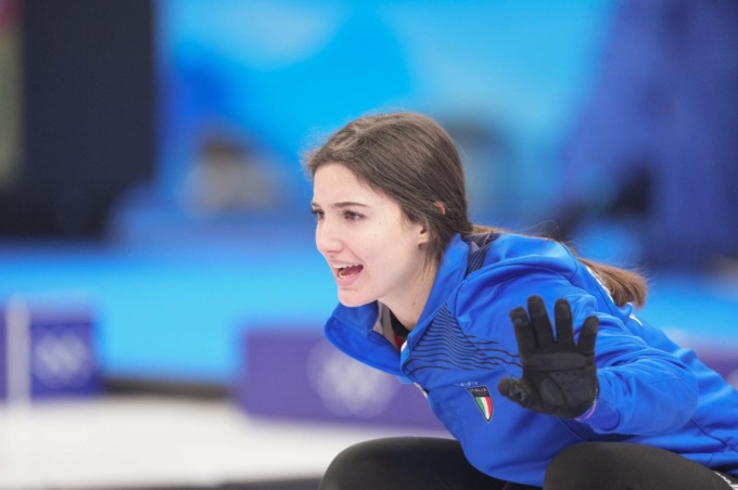 La bellunese Stefania Constantini con Amos Mosaner nella storia: in finale nel curling a Pechino