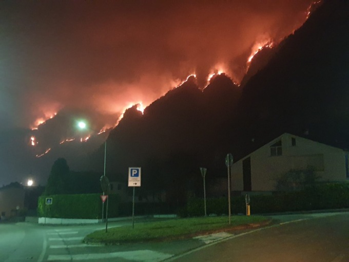 Inferno a Longarone: le immagini del terribile incendio
