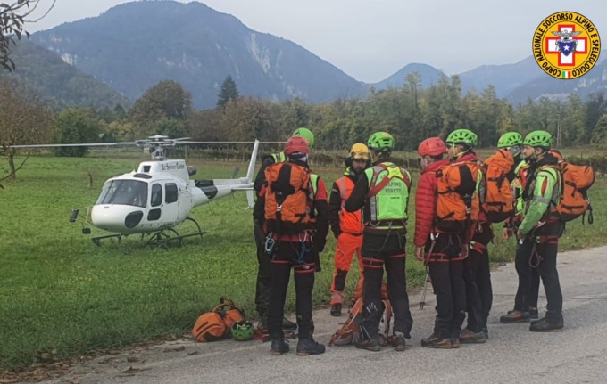 Era scomparso con la sua cagnolina: 82enne ritrovato sano e salvo a Santo Stefano di Cadore