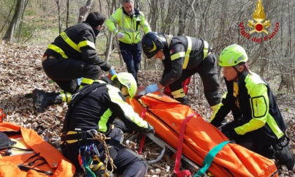 53enne esce per un'escursione e cade in una scarpata