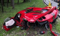 Violento incidente tra una Ferrari e un camion: disintegrato il bolide da 230mila euro