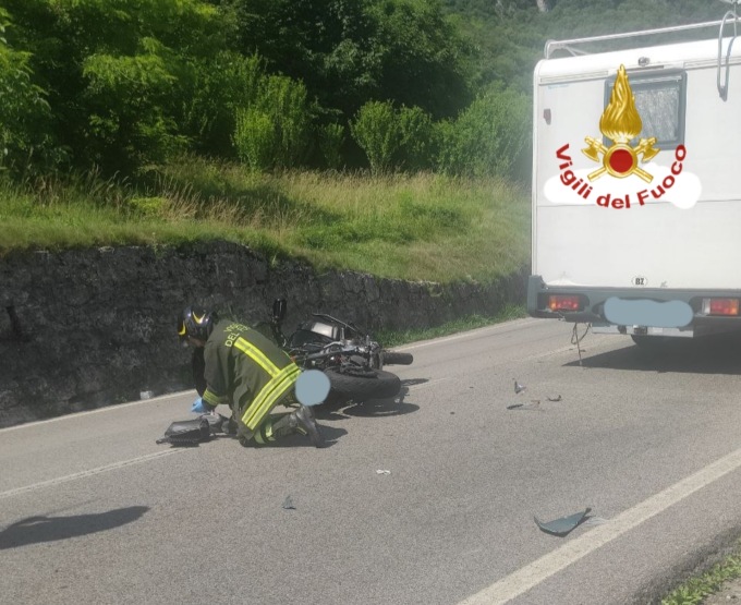 Tragico schianto in moto sulla Feltrina, coppia trevigiana morta sul colpo