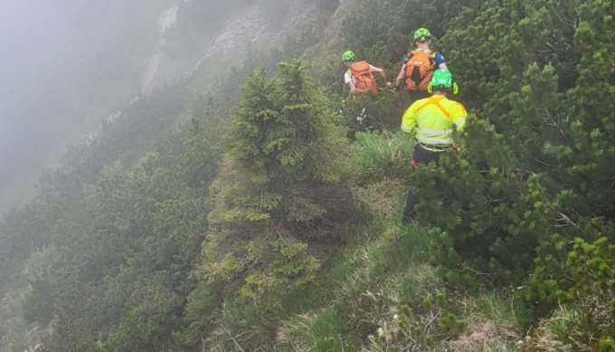 Inciampa durante l’escursione: 55enne di Feltre ruzzola per 50 metri e muore