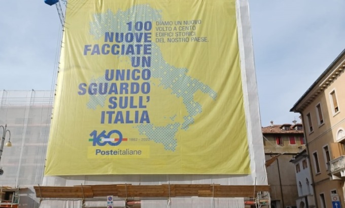 Poste Italiane: “Cento Facciate” riveste il palazzo di Belluno