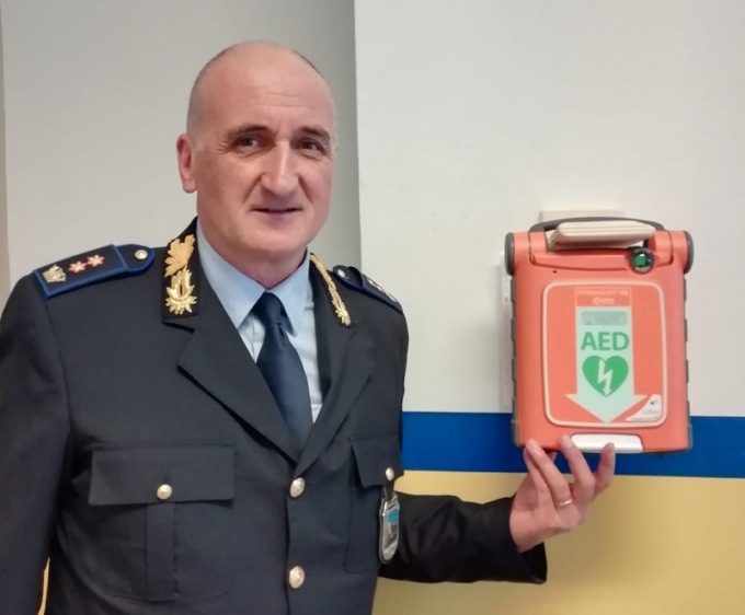 Polizia locale abilitata all’uso del defibrillatore