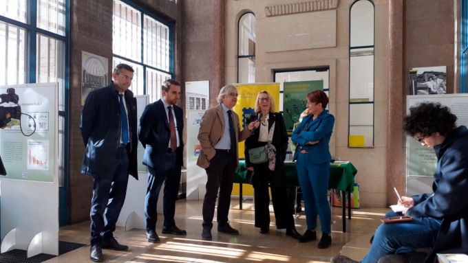 Poste Italiane, la mostra a Belluno dedicata alle “foreste infrante”