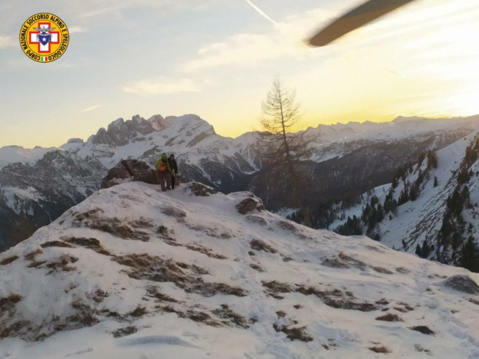 Paura per un 57enne padovano ruzzolato su un ripido pendio innevato