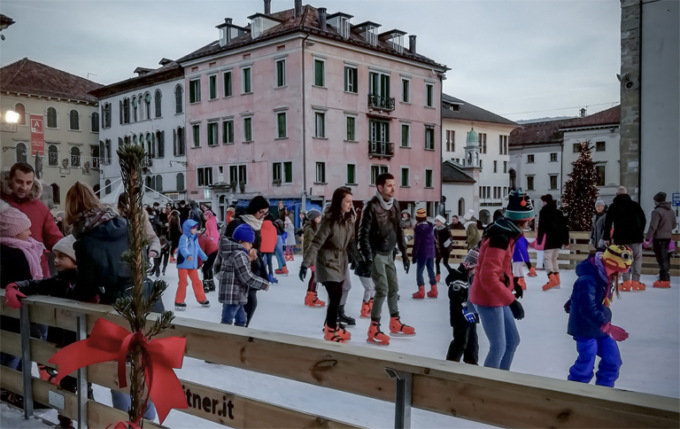 Natale a Belluno, il sindaco: “Numeri oltre le aspettative”