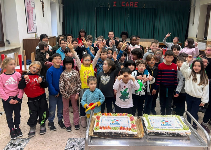 Bolle di sapone, palloncini e maghi: bimbi in festa per i 10 anni di Kairos