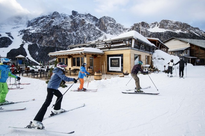 Pasqua e Pasquetta sulla neve a Cortina d’Ampezzo: gli orari degli impianti sciistici