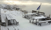La neve in Marmolada riporta l’inverno sulle Dolomiti (a fine luglio)