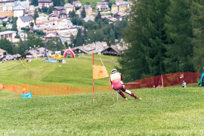 Mondiali di sci d’erba a Cortina d’Ampezzo: Giappone e Repubblica Ceca senza rivali
