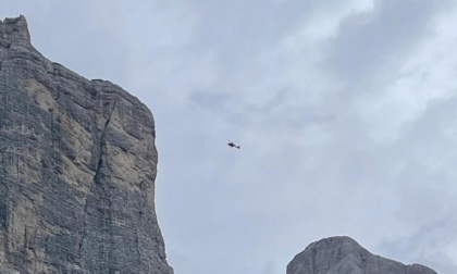Alpinista padovano precipita dalla Torre Venezia: recuperato con un verricello di 120 metri