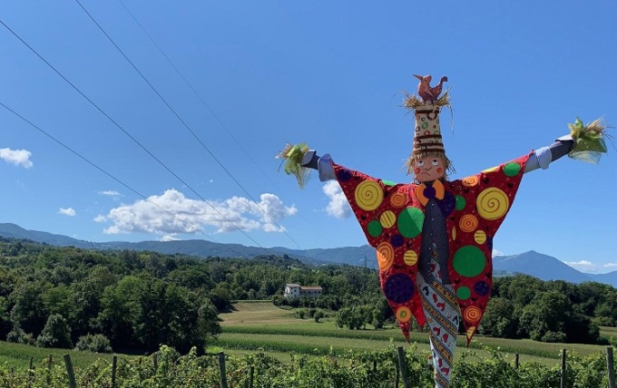 Borgo Valbelluna, sfida allo spaventapasseri più bello con 7 artisti veneti