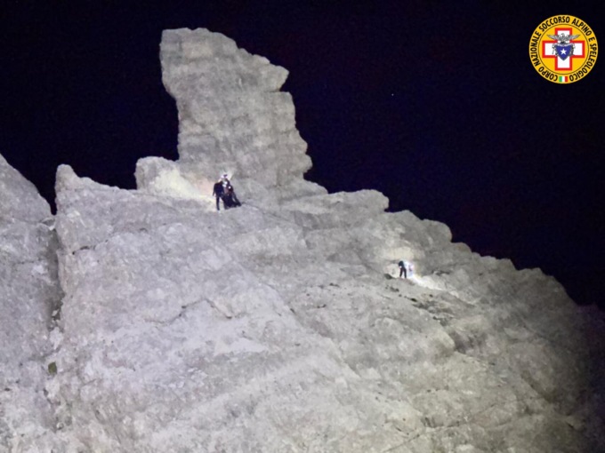 Salgono sulla Tofana di Mezzo ma al ritorno non trovano il segnale della ferrata