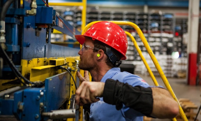 DUE NUOVE TRAGEDIE SUL LAVORO: CINQUE VITTIME IN 24 ORE