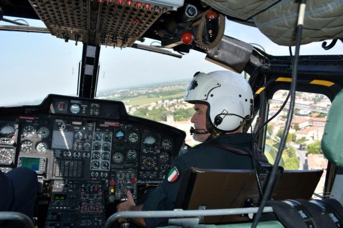 Capodanno blindato da Belluno a Cortina, elicottero in volo e pattuglie in strada