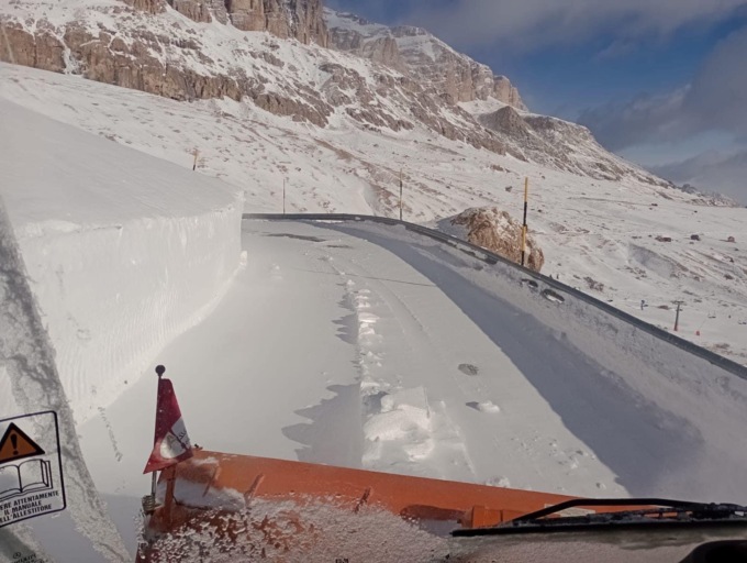Passi dolomitici chiusi a causa del vento: la situazione attuale