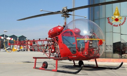Prestò soccorso durante il Vajont: l’elicottero Agusta Bell 47 G-2 torna a casa dopo 70 anni