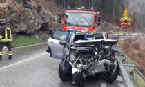 Vallada Agordina, tre auto una contro l’altra, sei feriti