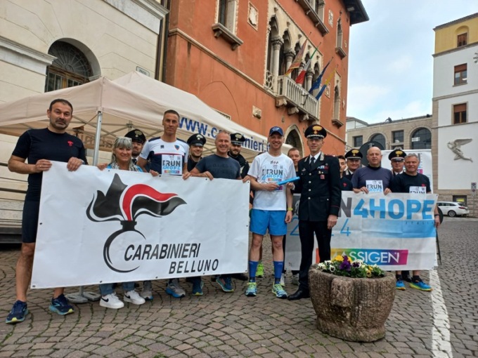 Run4Hope Massigen, i carabinieri di Belluno nella staffetta regionale del Giro d’Italia