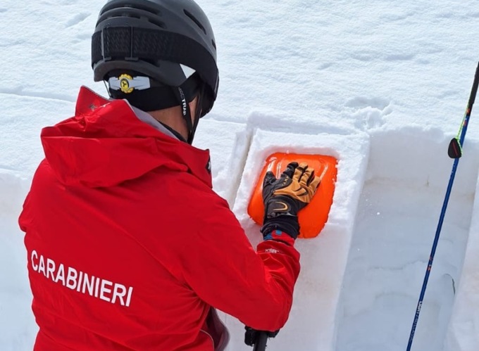 A scuola dai carabinieri di Auronzo per diventare esperti di neve valanghe