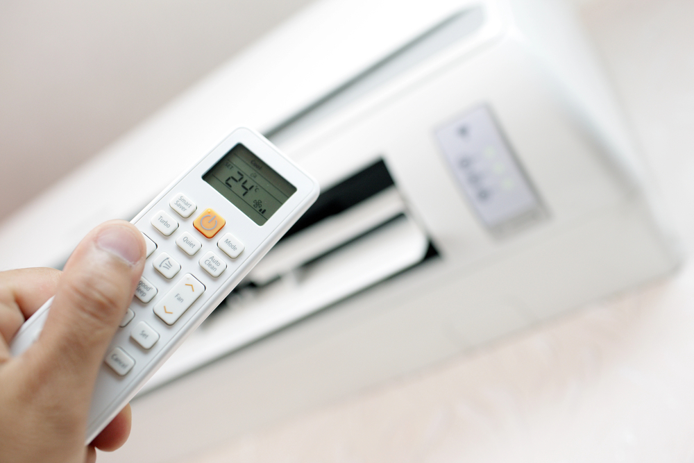 Condizionatore, comfort e consumi: gli errori più comuni durante l’estate