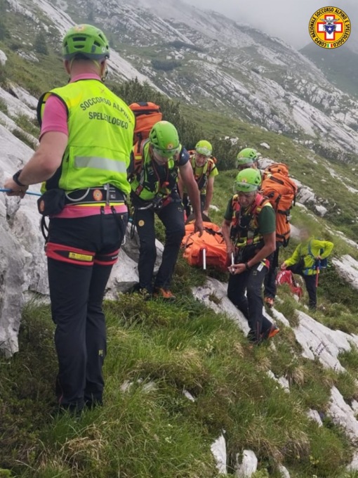 Precipita col parapendio sul Monte Grappa, ferita una 59enne