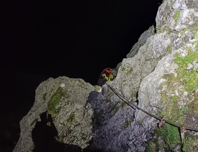 Val Gares, coppia si attarda e si perde: raggiunti a mezzanotte dal soccorso alpino