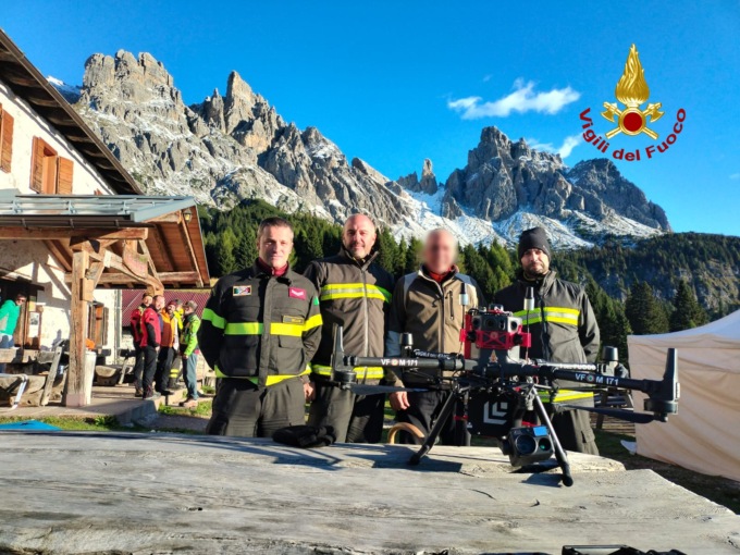 Si perde nei boschi di Lozzo e chiama i soccorsi, 70enne recuperato il giorno successivo