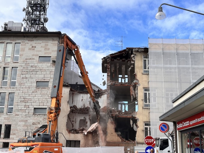 Al via la demolizione di una parte dell’Iti Segato di Belluno