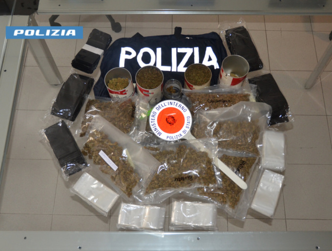 Arrestato 64enne a Feltre per un chilo di marijuana nascosto tra soggiorno e ripostiglio