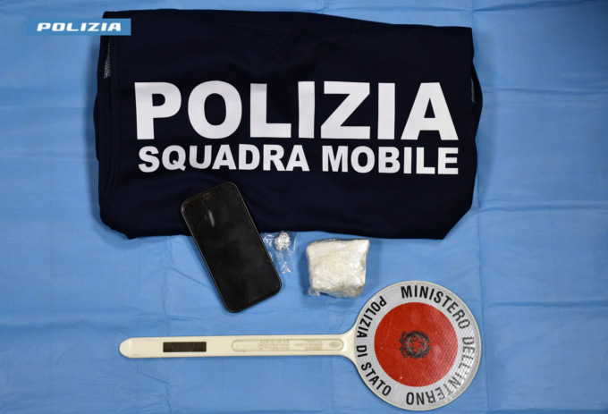 Cocaina nascosta nell’ovetto per neonati, arrestato 41enne cadorino