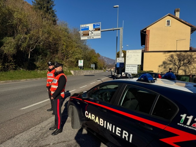 Oltre 80 auto controllate dai carabinieri di Feltre per contrastare i furti in abitazione nel weekend