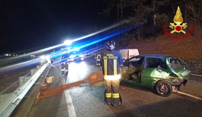Incidente tra auto e furgone sull’Agordina, due feriti