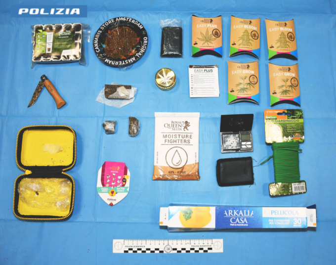 Denunciato 18enne bellunese: a casa hashish, banconote e bilancini