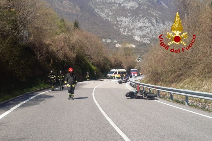 Incidente a Longarone: morto un motociclista